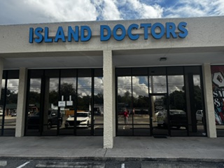 Island Doctors Cassat office exterior