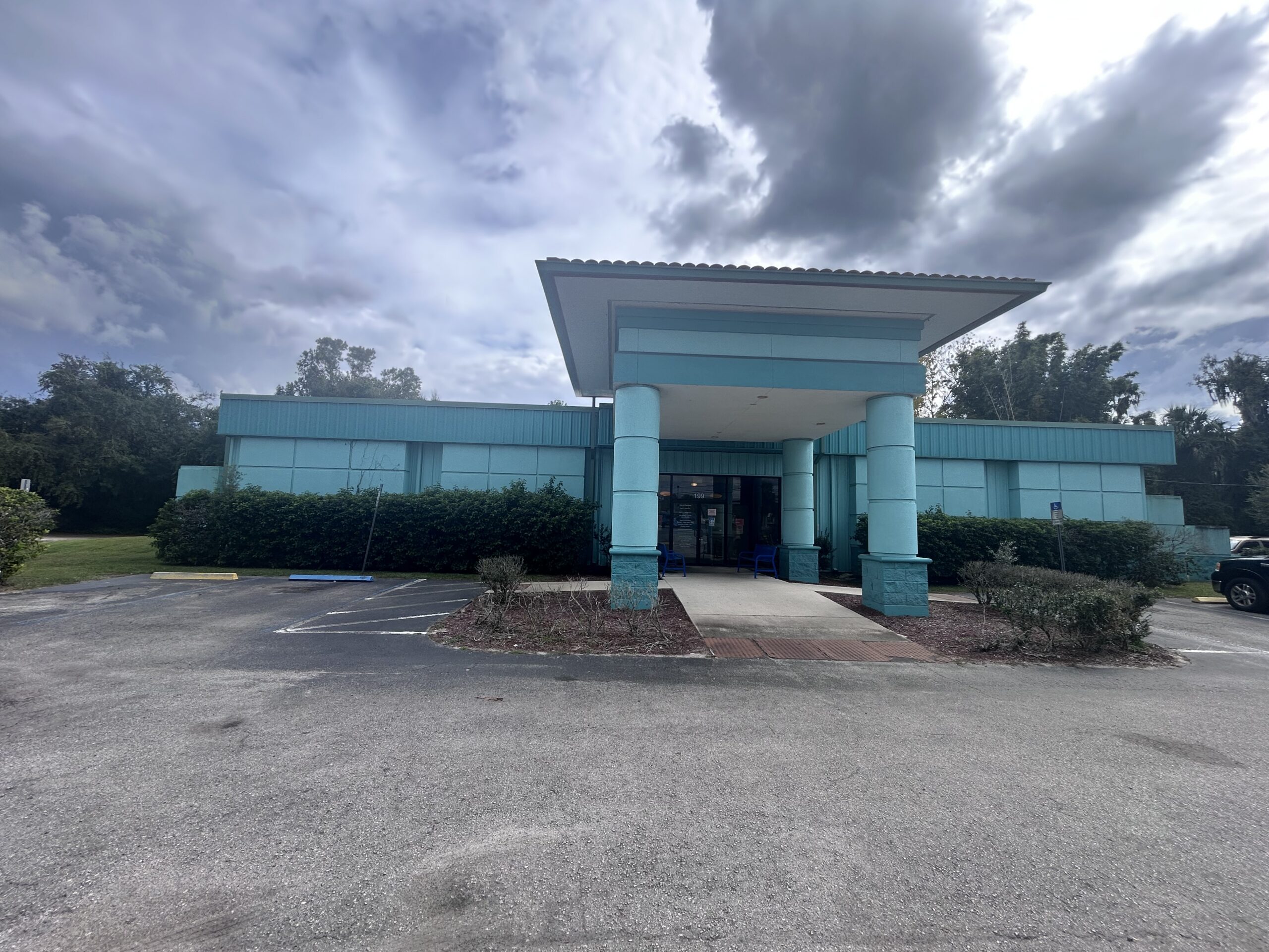 Island Doctors East Palatka office exterior