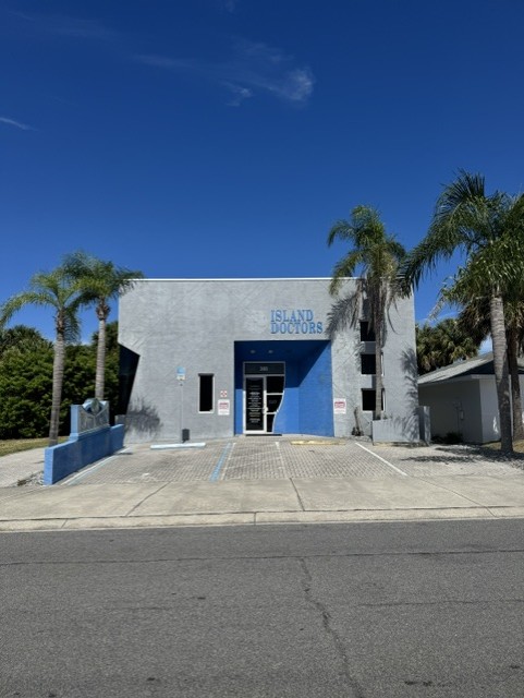 Island Doctors Flagler Beach office exterior