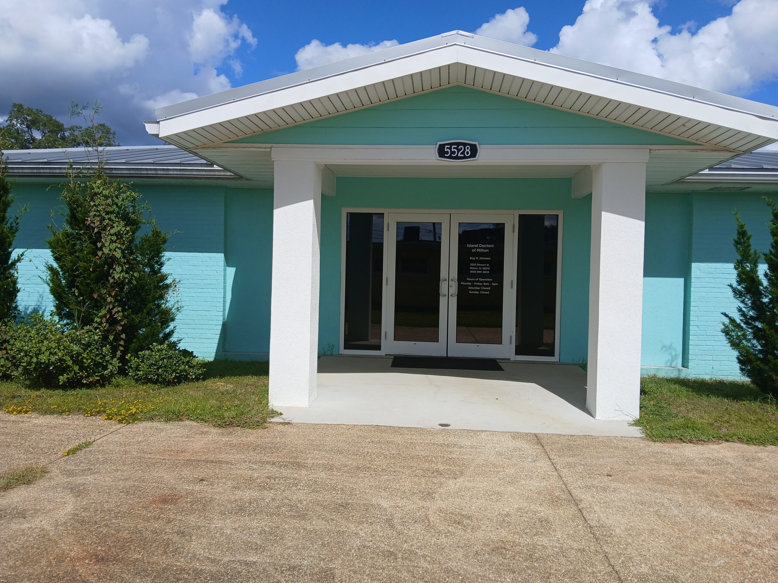 Island Doctors Milton office exterior
