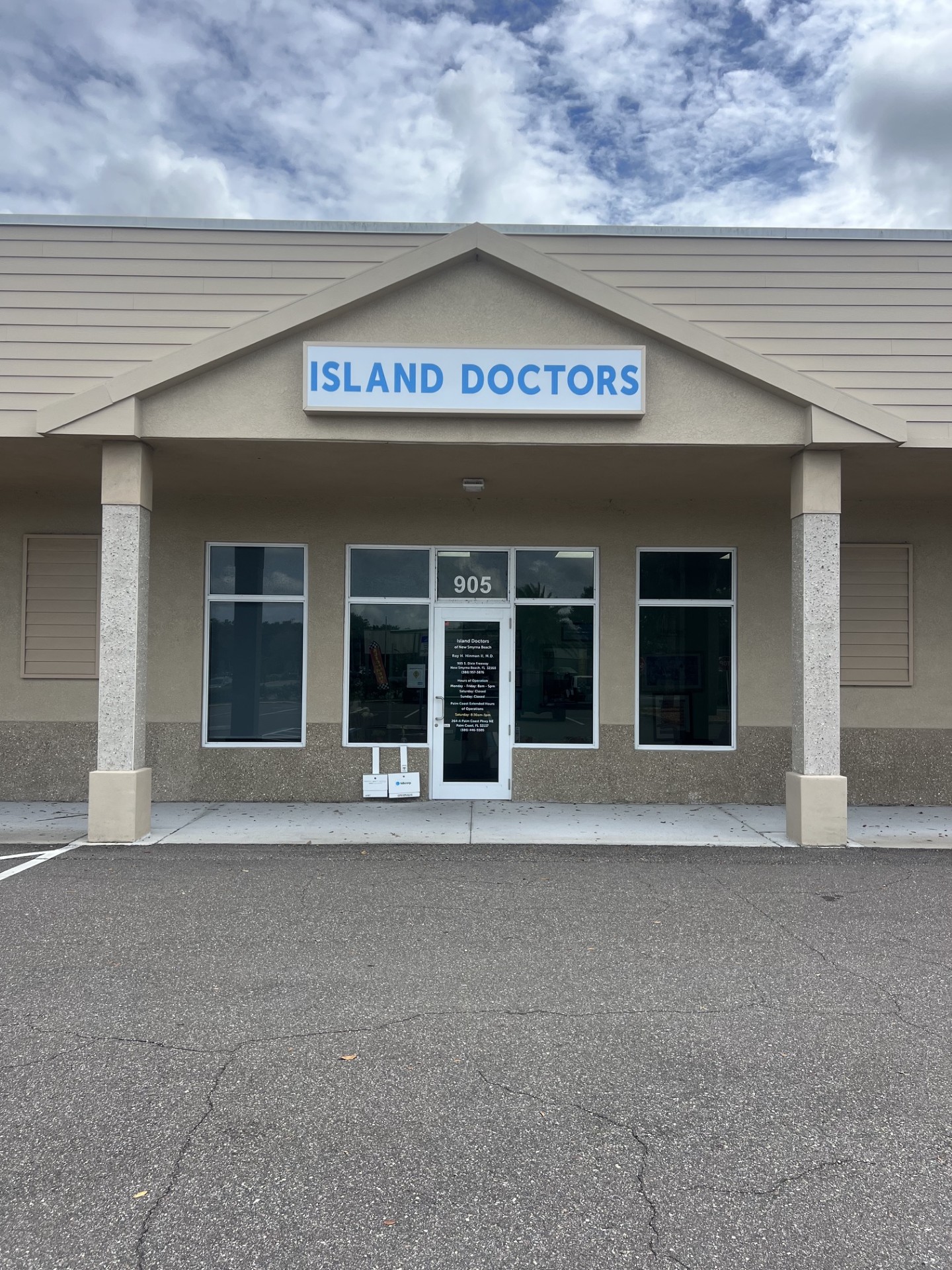 Island Doctors New Smyrna Beach office exterior