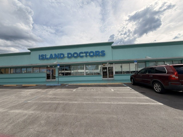 Island Doctors Palatka St. Johns office exterior